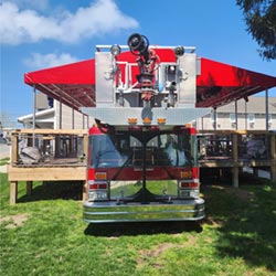 Grand Islander Hotel